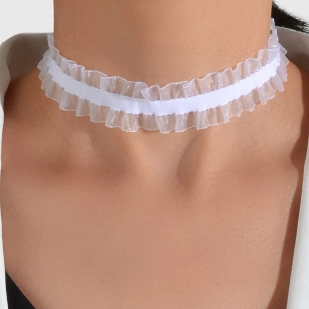 White plain mesh chocker